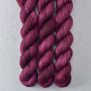 Berry Brown - Yowza Mini