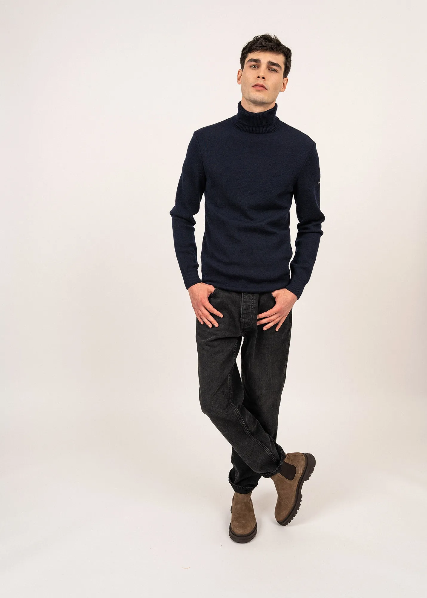 Bretagne turtleneck jumper - plain, in wool (MARINE)