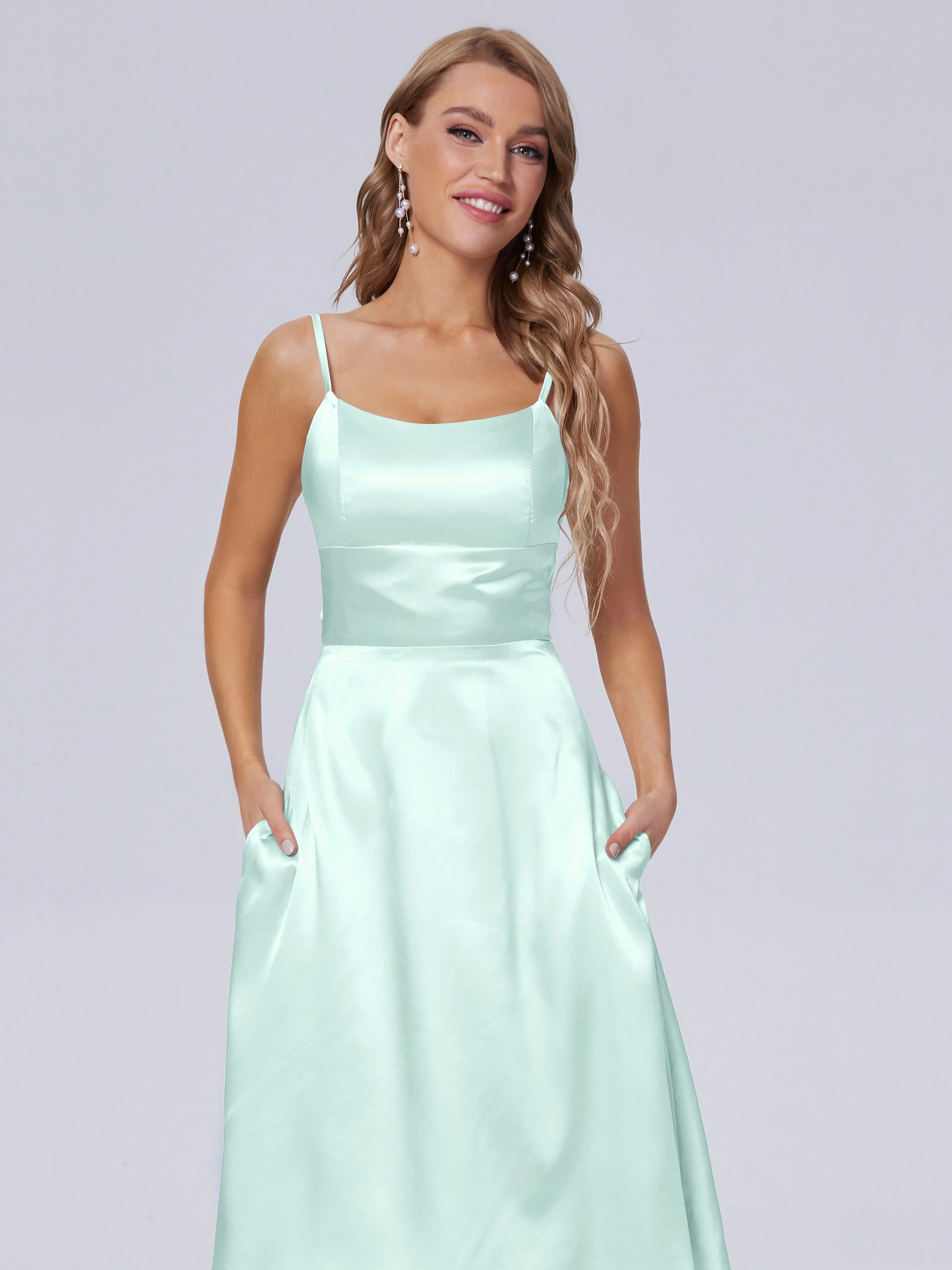 Rowan Knee-length Scoop Bowknot Soft Satin Bridesmaid Dresses