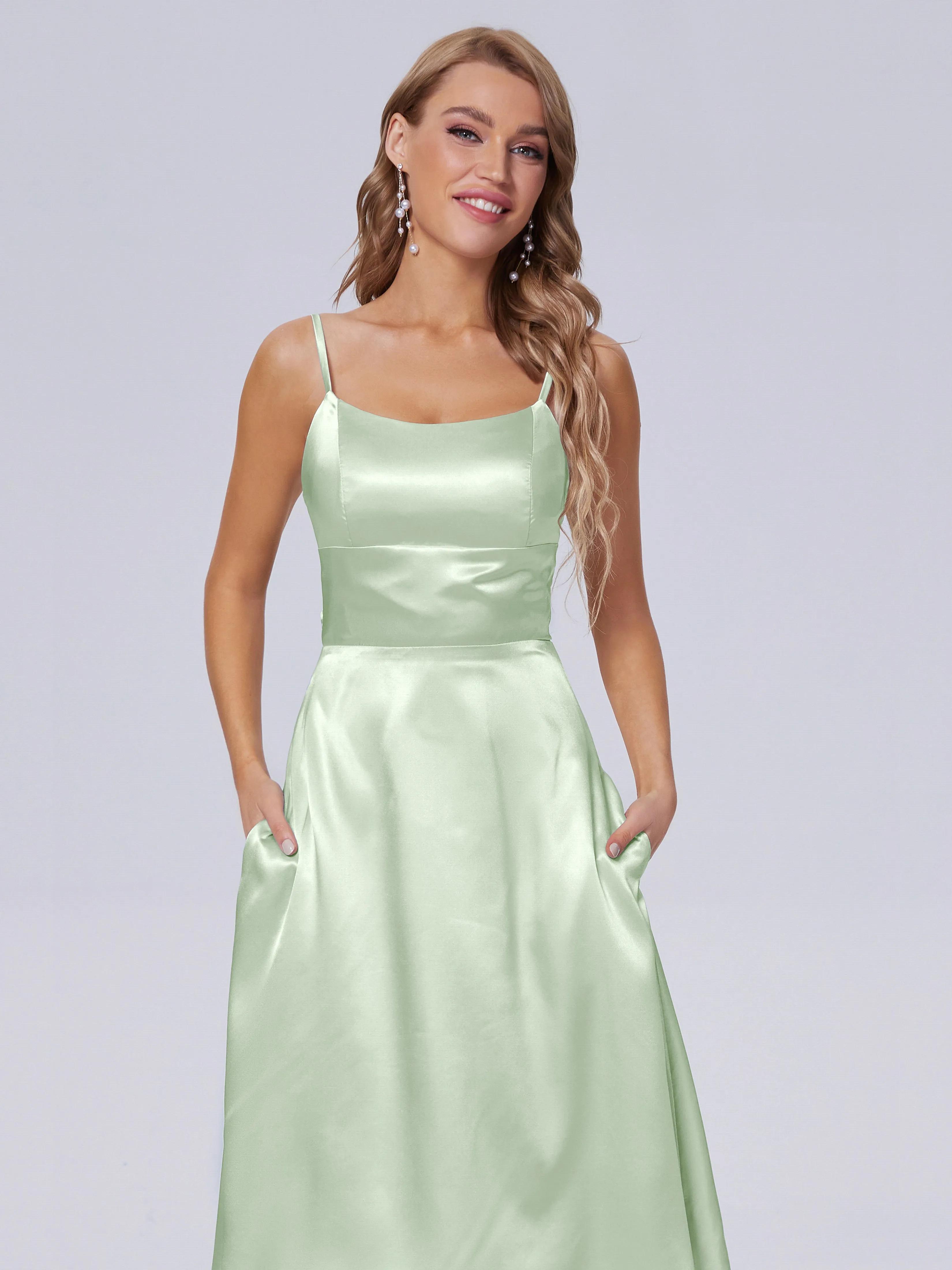 Rowan Knee-length Scoop Bowknot Soft Satin Bridesmaid Dresses