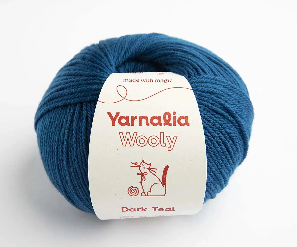 Yarnalia Wolly 100% Superwash Merino Wool